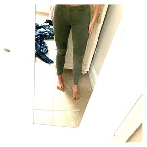 Hunter green pant/ leggings